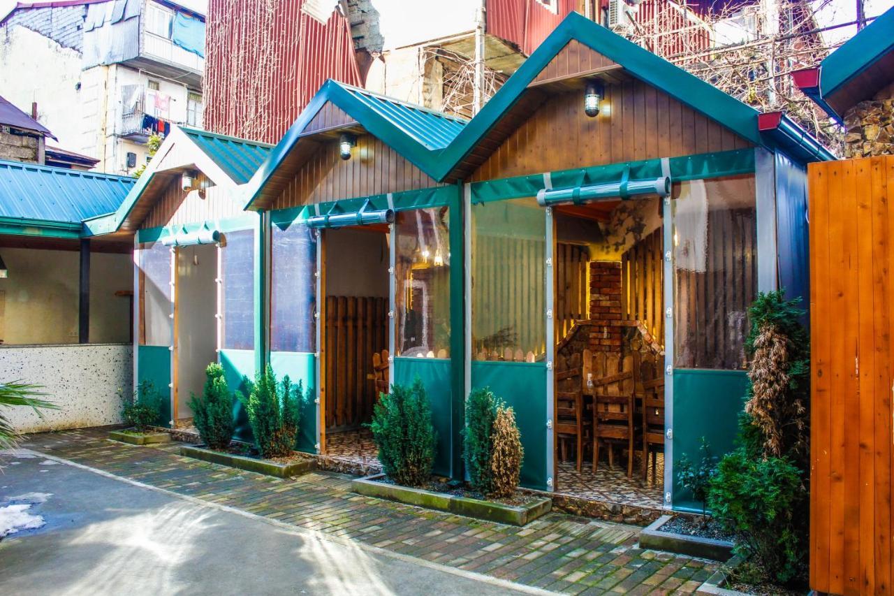 Emeg Hotel And Restaurant باتومي المظهر الخارجي الصورة
