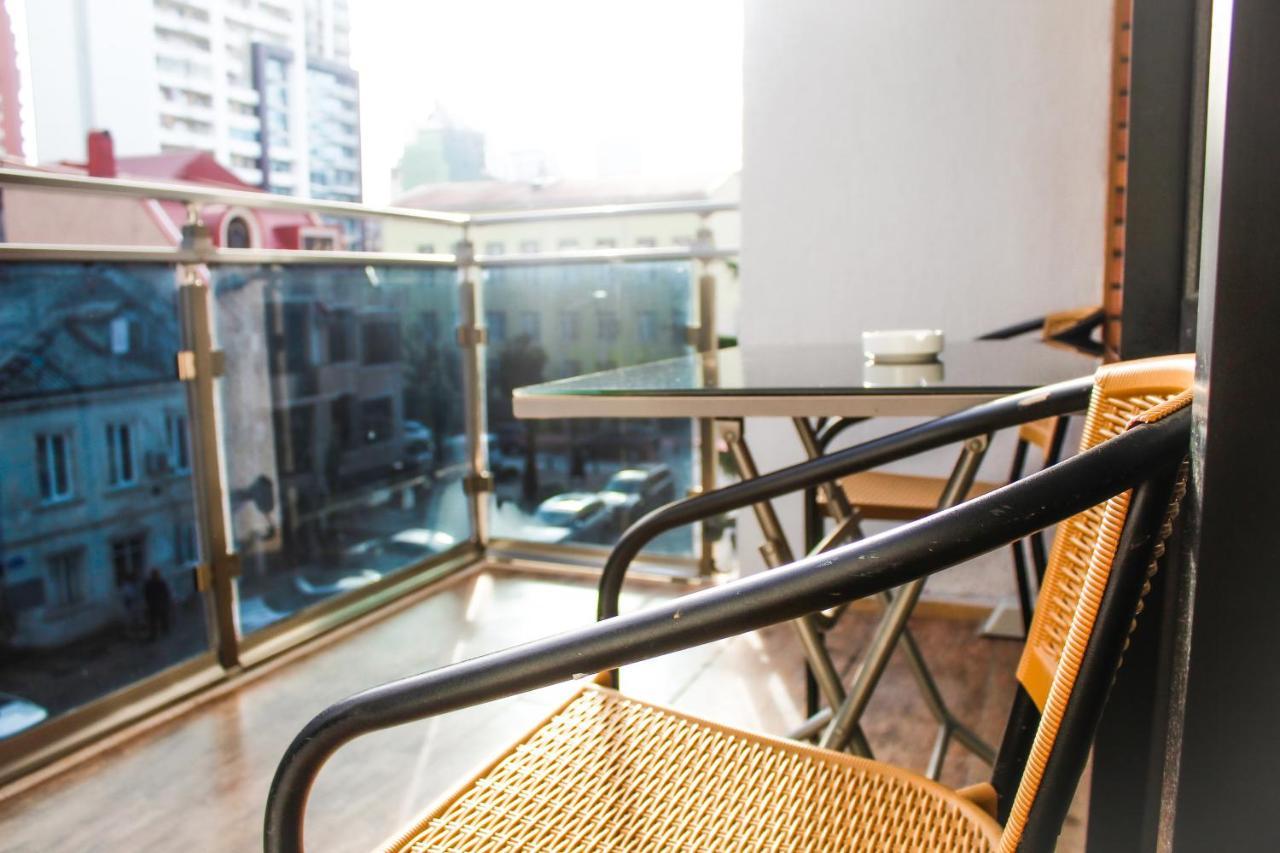 Emeg Hotel And Restaurant باتومي المظهر الخارجي الصورة